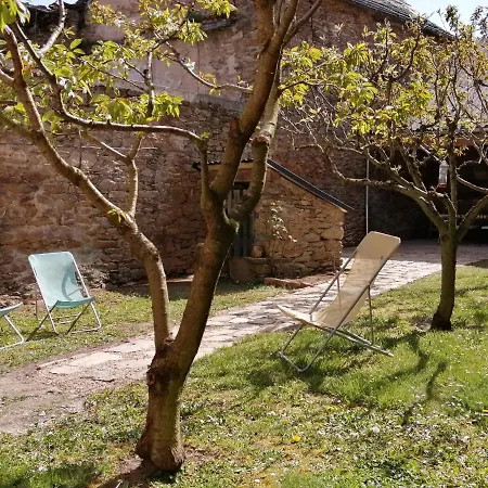La Maison Des Rosiers Сasa de vacaciones *