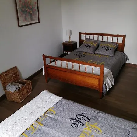 La Maison Des Rosiers * Manhac