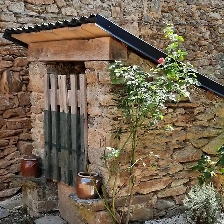 Сasa de vacaciones La Maison Des Rosiers *