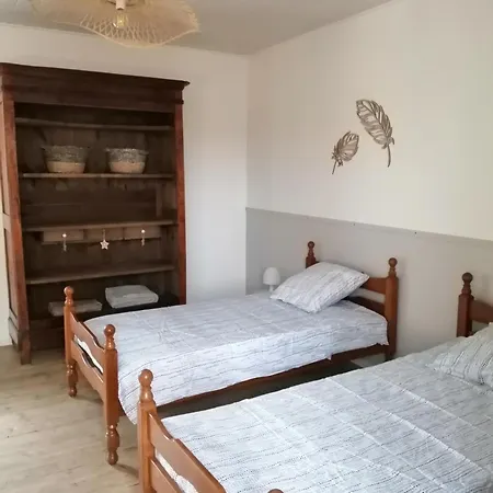 Сasa de vacaciones La Maison Des Rosiers *