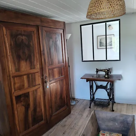 Сasa de vacaciones La Maison Des Rosiers *