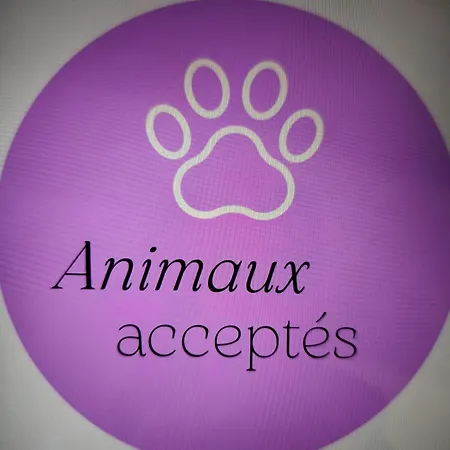 Дом отдыха La Maison Des Rosiers *