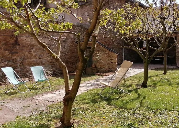 La Maison Des Rosiers Дом отдыха *