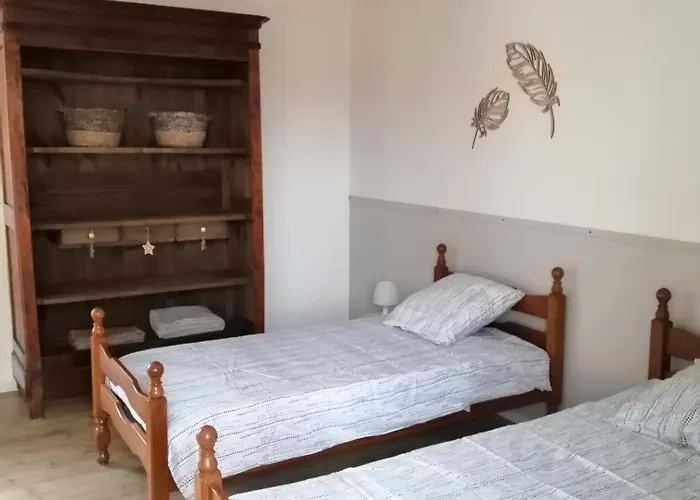 Дом отдыха La Maison Des Rosiers *