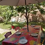 La Maison Des Rosiers Casa de Férias