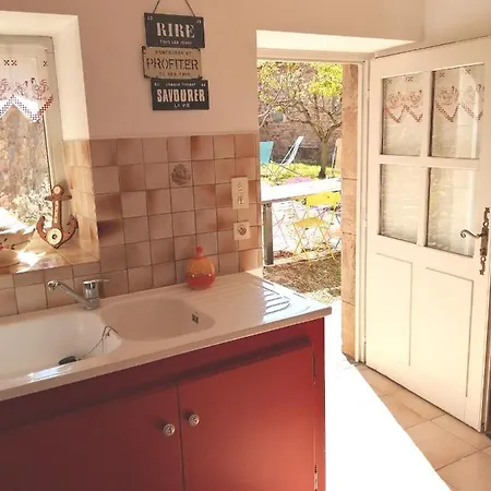 度假居 La Maison Des Rosiers *