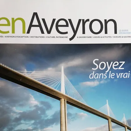 La Maison Des Rosiers * Manhac