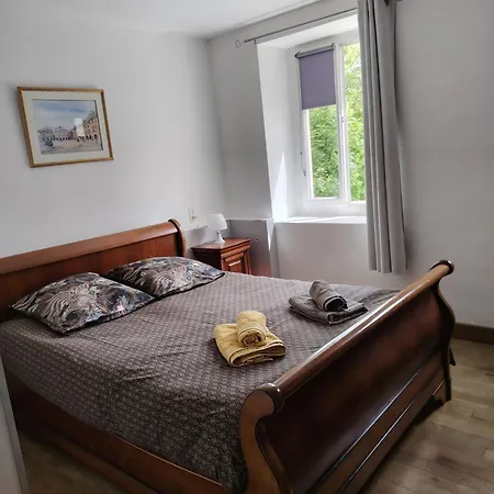 La Maison Des Rosiers * Manhac