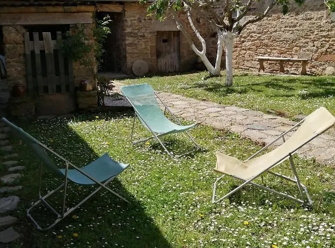 Semesterbostad La Maison Des Rosiers