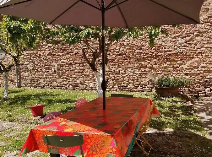 La Maison Des Rosiers Dom wakacyjny Manhac