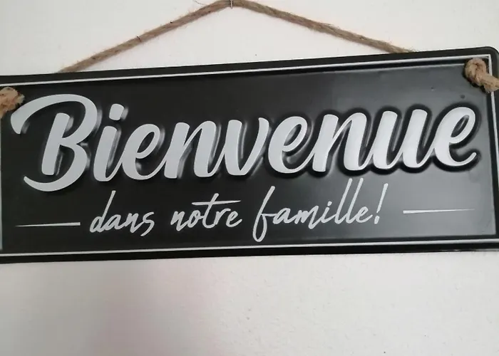 La Maison Des Rosiers Semesterbostad Manhac